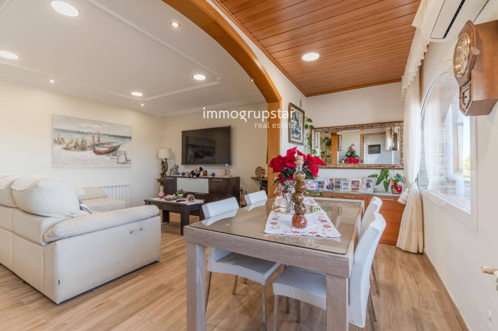 5 soverom Villa til salgs i Pals med svømmebasseng garasje - € 1 200 000 (Ref: 9446961)