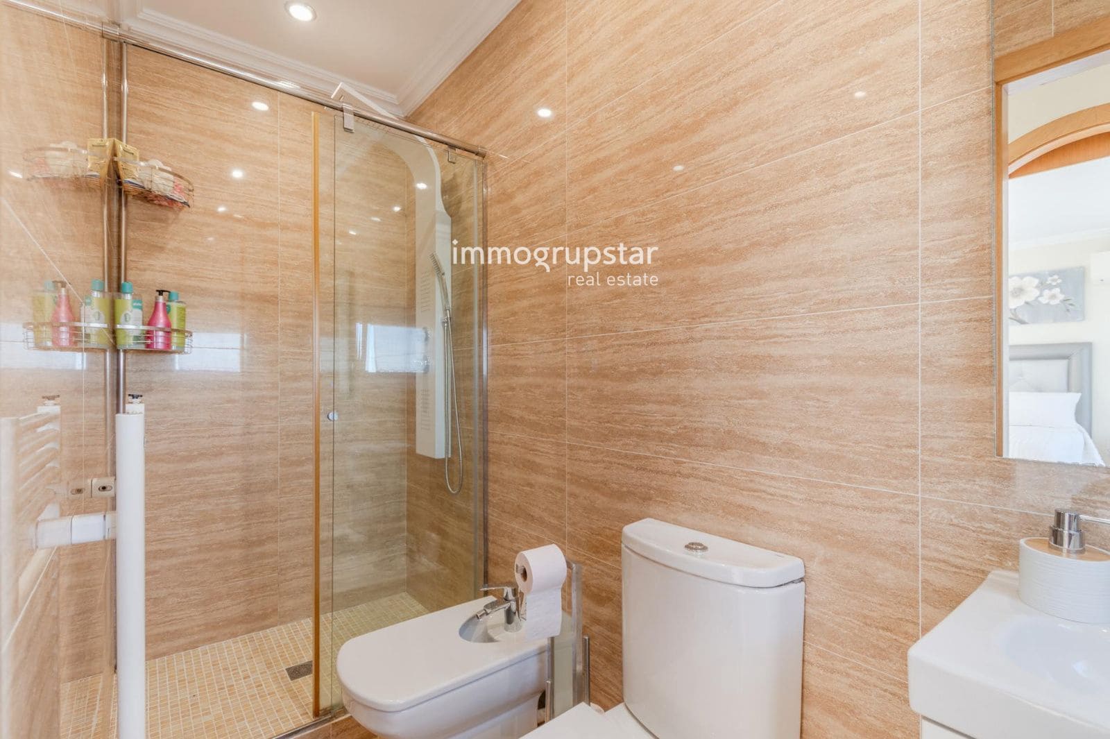 5 soverom Villa til salgs i Pals med svømmebasseng garasje - € 1 200 000 (Ref: 9446961)