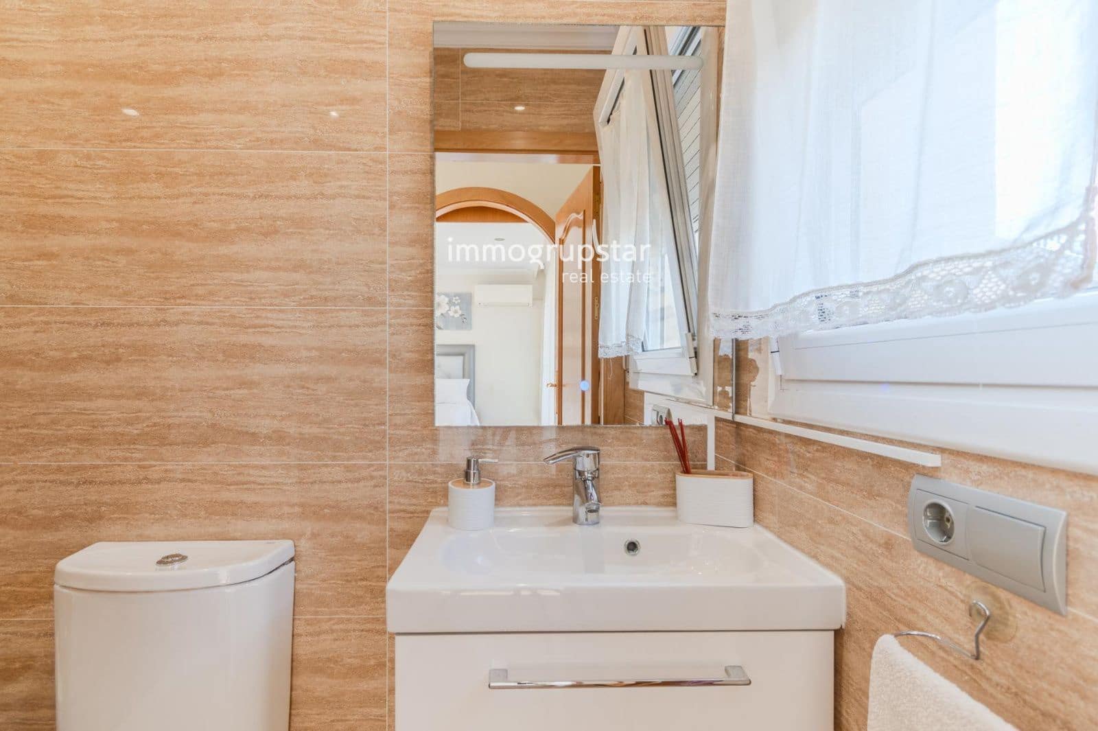 5 soverom Villa til salgs i Pals med svømmebasseng garasje - € 1 200 000 (Ref: 9446961)