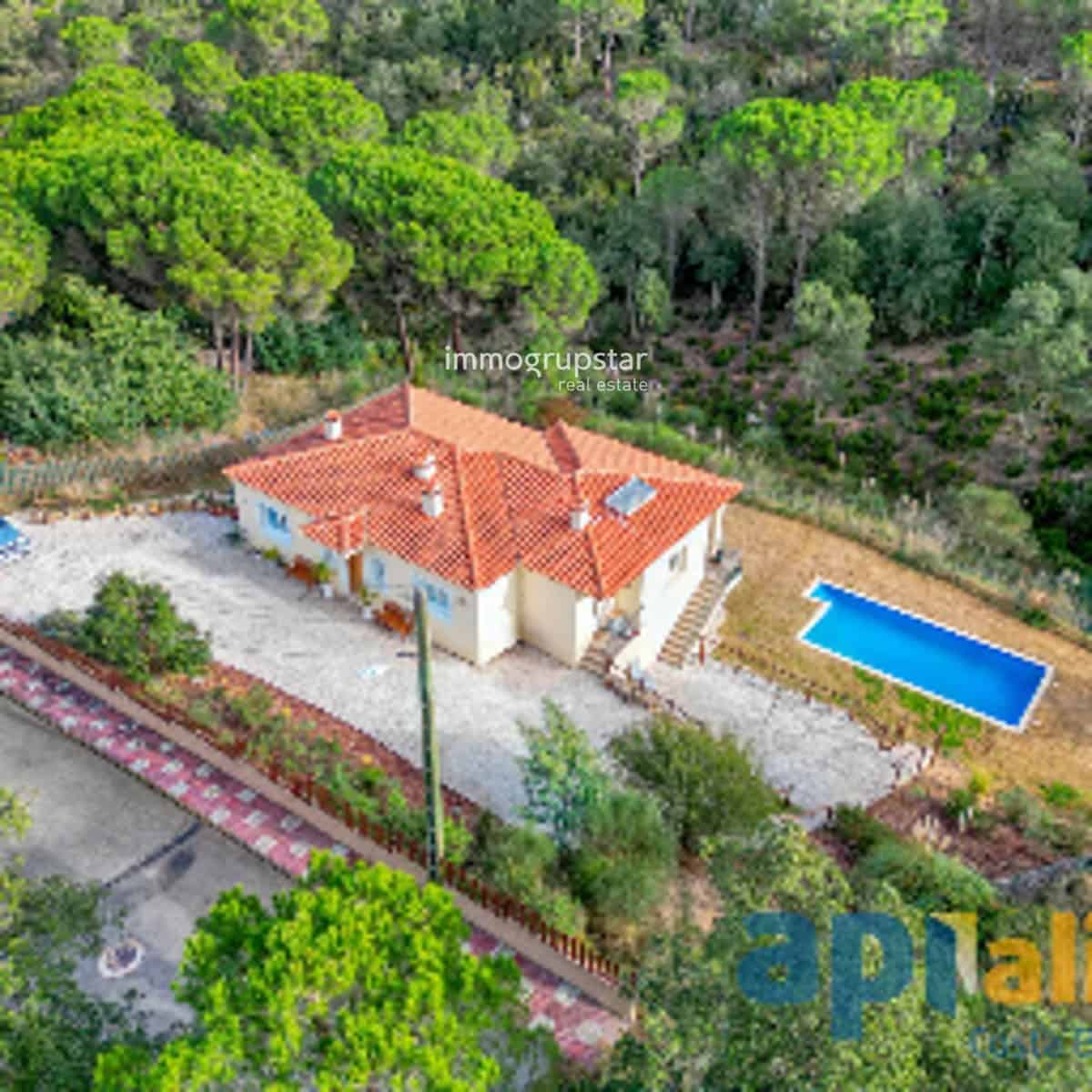 6 soverom Villa til salgs i Santa Cristina d'Aro med svømmebasseng garasje - € 795 000 (Ref: 9462880)