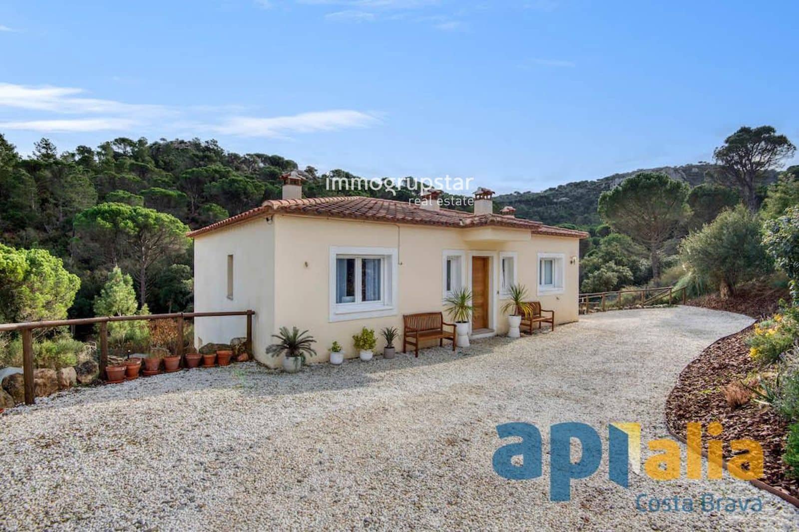 6 soverom Villa til salgs i Santa Cristina d'Aro med svømmebasseng garasje - € 795 000 (Ref: 9462880)