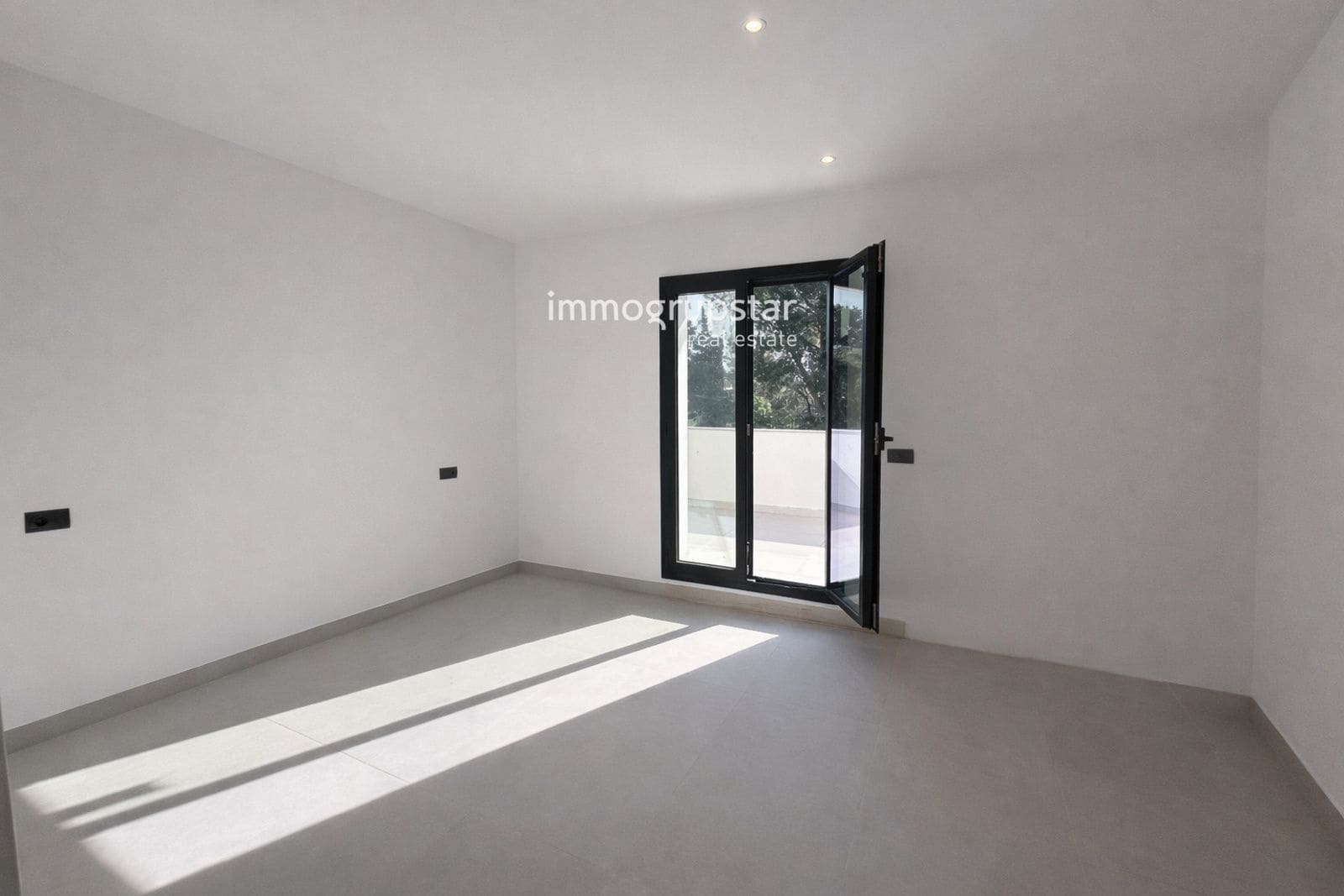 4 bedroom Villa for sale in Calonge i Sant Antoni with pool garage - € 829,000 (Ref: 9471300)