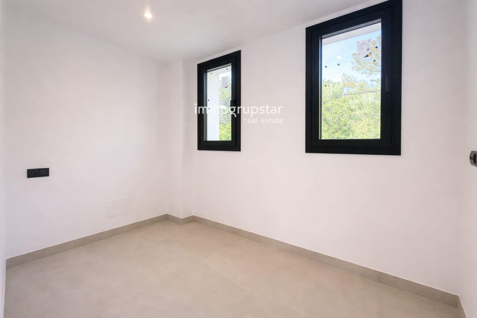 4 bedroom Villa for sale in Calonge i Sant Antoni with pool garage - € 829,000 (Ref: 9471300)