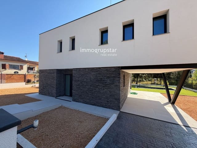 Chalet de 4 habitaciones en Calonge i Sant Antoni en venta con piscina garaje - 779.000 € (Ref: 9471300)