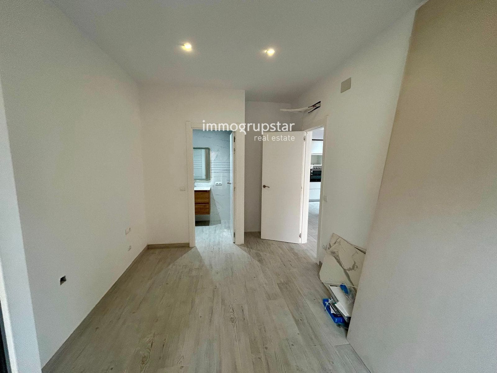 3 bedroom Flat for sale in Palamos with garage - € 279,000 (Ref: 9473523)