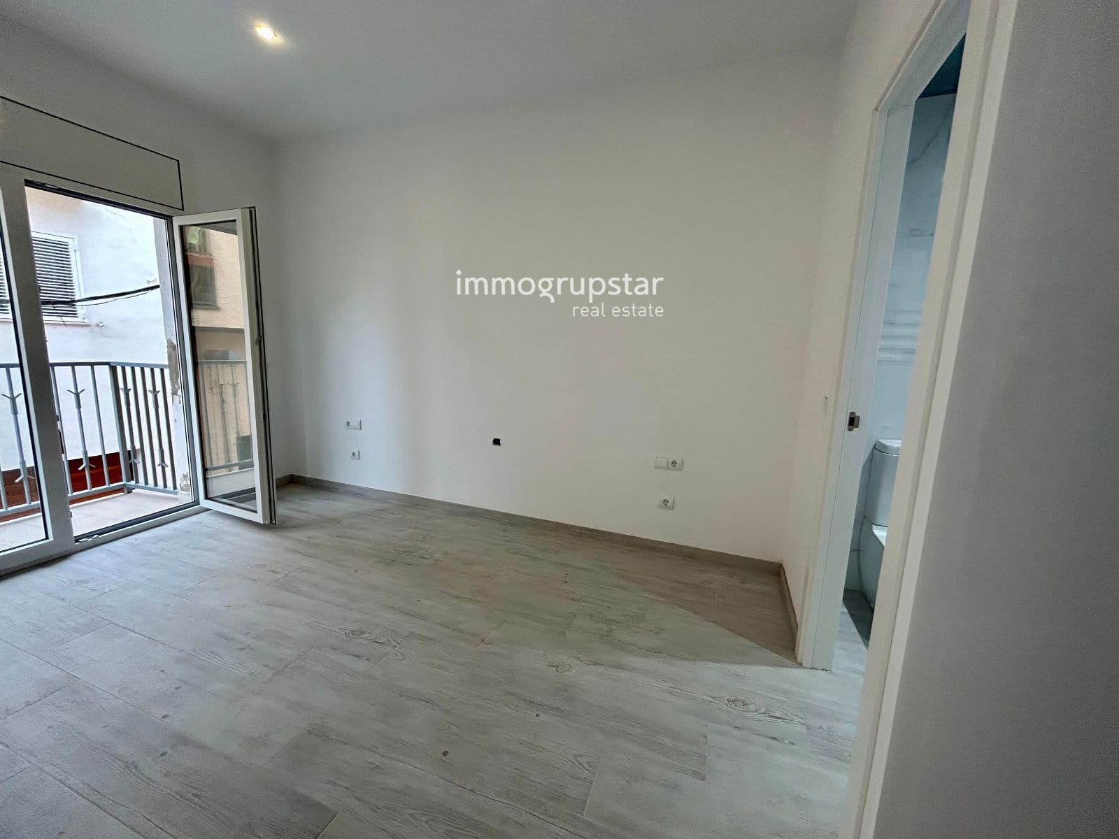 3 bedroom Flat for sale in Palamos with garage - € 279,000 (Ref: 9473523)