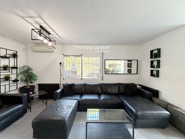 3 soveværelse Byhus til salg i Platja d'Aro, Castell-Platja d'Aro med swimmingpool - € 385.000 (Ref: 9484986)