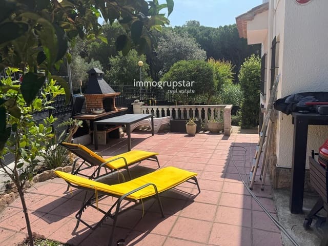 3 soveværelse Byhus til salg i Platja d'Aro, Castell-Platja d'Aro med swimmingpool - € 385.000 (Ref: 9484986)