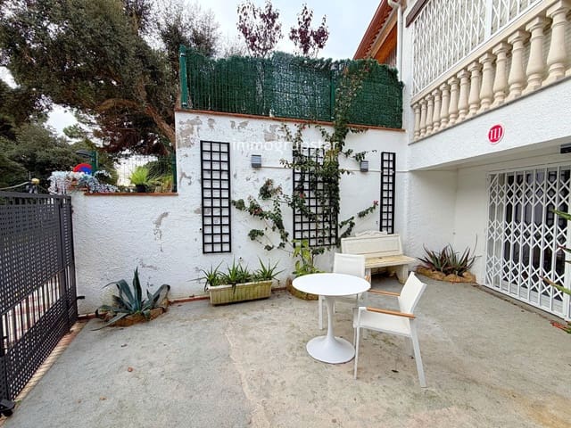 3 chambre Maison de Ville à vendre à Platja d'Aro, Castell-Platja d'Aro avec piscine - 385 000 € (Ref: 9484986)