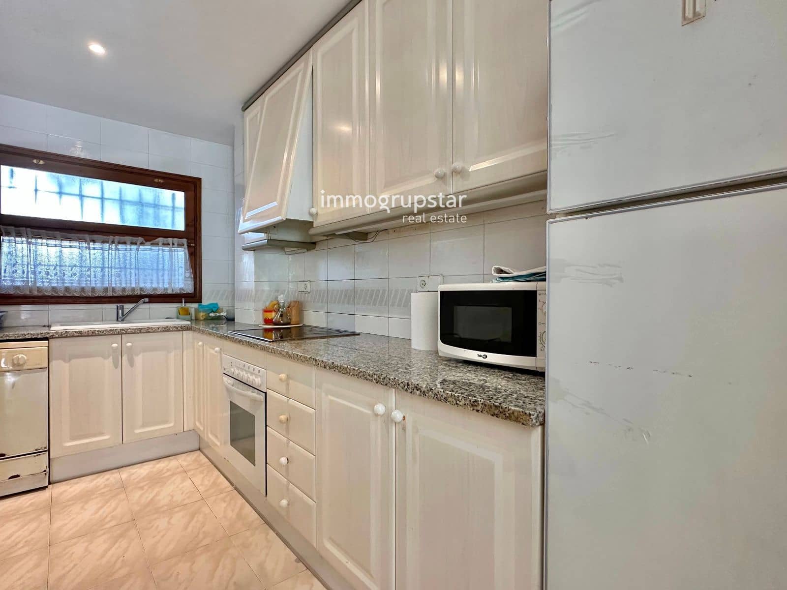 4 bedroom Townhouse for sale in Castell-Platja d'Aro with garage - € 430,000 (Ref: 9484987)