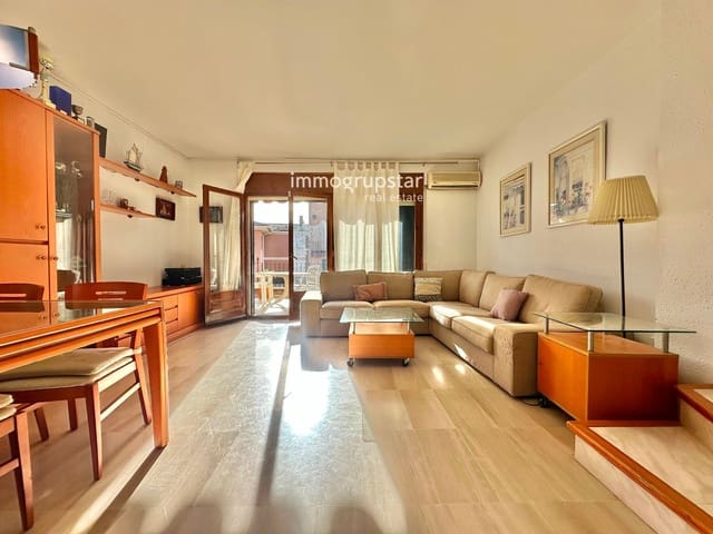 4 bedroom Townhouse for sale in Platja d'Aro, Castell-Platja d'Aro with garage - € 430,000 (Ref: 9484987)