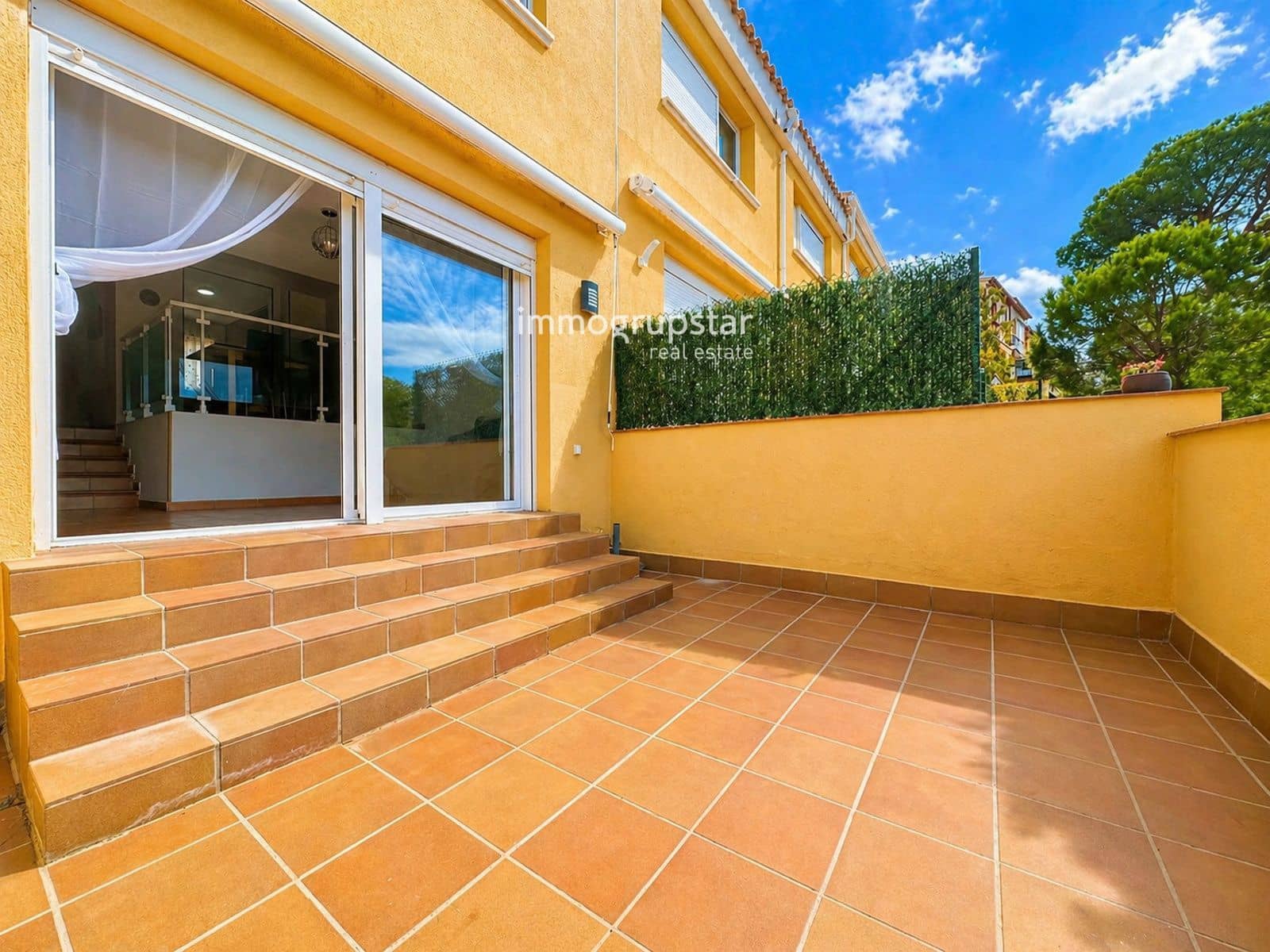 3 bedroom Townhouse for sale in Castell-Platja d'Aro with pool garage - € 318,000 (Ref: 9497941)