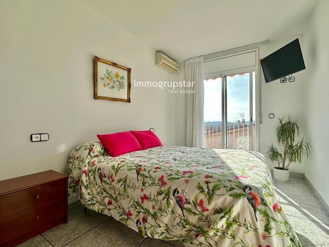 4 bedroom Townhouse for sale in Castell d'Aro, Castell-Platja d'Aro with garage - € 450,000 (Ref: 9519353)