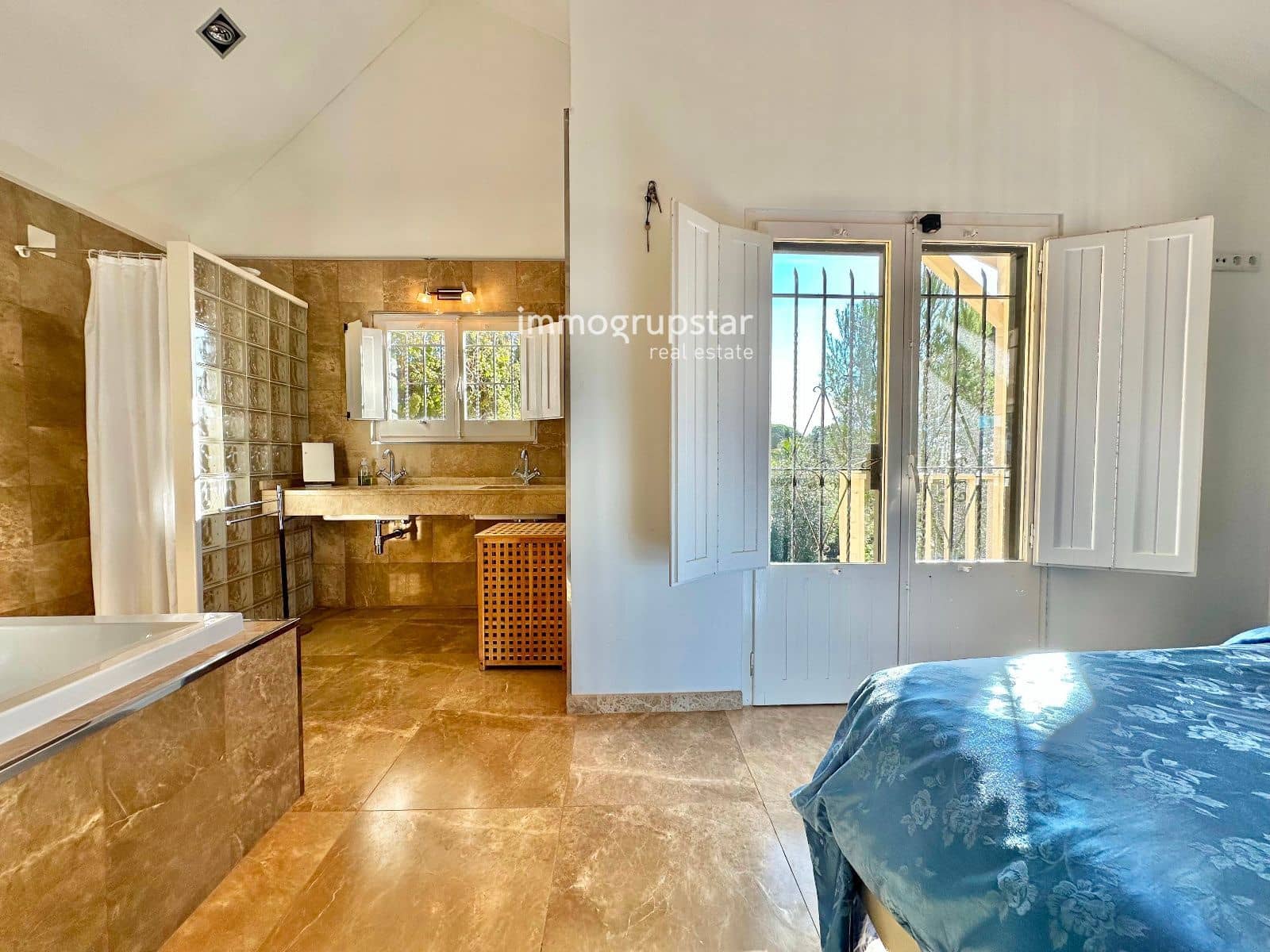 4 quarto Moradia para venda em Sant Antoni de Calonge com piscina garagem - 630 000 € (Ref: 9536304)