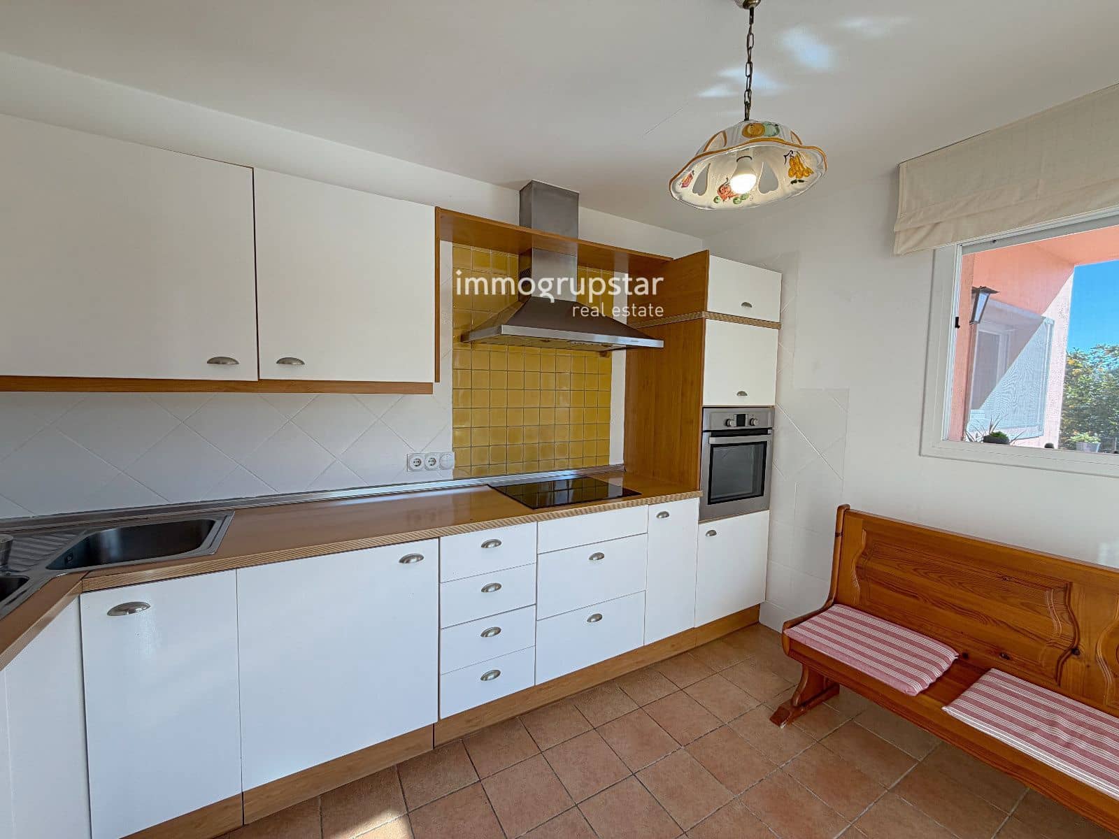 5 sovrum Villa till salu i Sant Antoni de Calonge med pool garage - 795 000 € (Ref: 9539861)