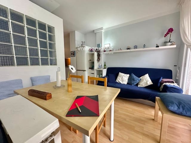 Wohnung zu verkaufen in La Fosca, Palamós mit Pool - 240.000 € (Ref: 9554283)