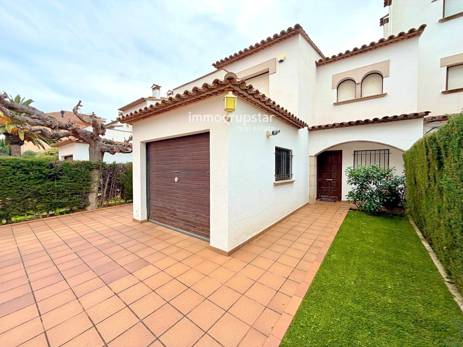 3 soverom Hus til salgs i Sant Antoni de Calonge med svømmebasseng garasje - € 680 000 (Ref: 9588040)