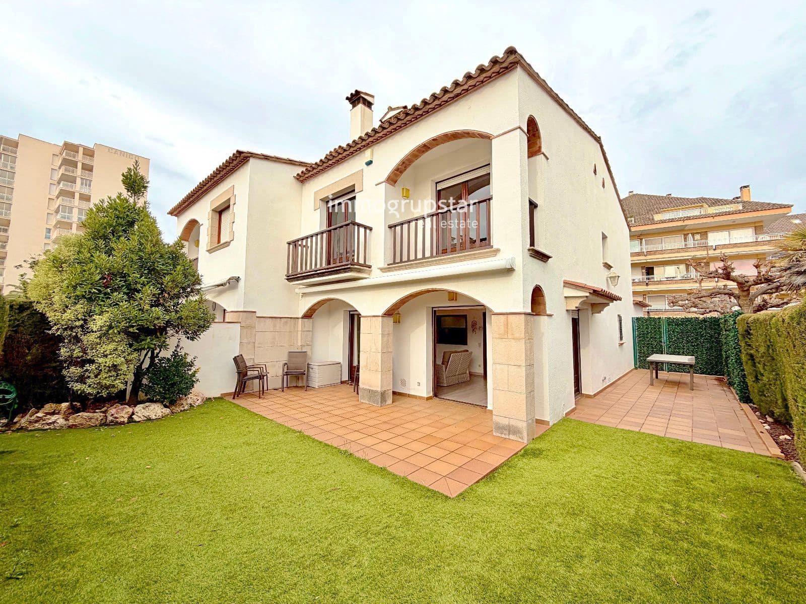 3 soverom Hus til salgs i Sant Antoni de Calonge med svømmebasseng garasje - € 680 000 (Ref: 9588040)