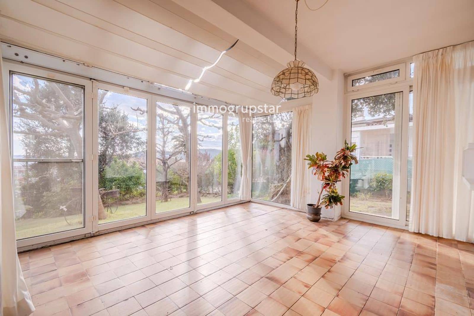 4 Zimmer Villa zu verkaufen in Sant Feliu de Guixols mit Pool Garage - 750.000 € (Ref: 9592007)