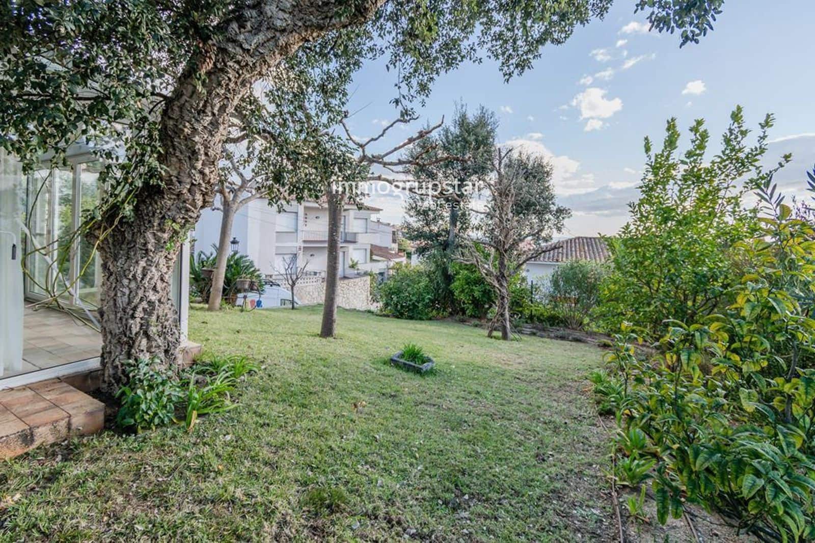 4 Zimmer Villa zu verkaufen in Sant Feliu de Guixols mit Pool Garage - 750.000 € (Ref: 9592007)