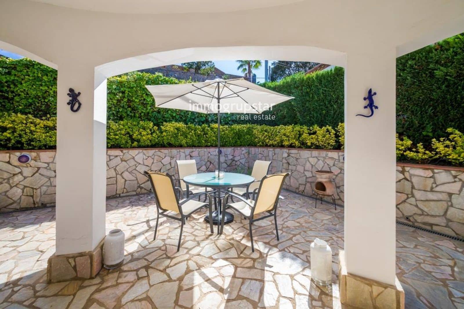 3 slaapkamer Villa te koop in Sant Antoni de Calonge met zwembad garage - € 420.000 (Ref: 9619849)