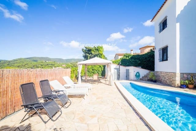 3 bedroom Villa for sale in Sant Antoni de Calonge, Calonge i Sant Antoni with pool garage - € 420,000 (Ref: 9619849)