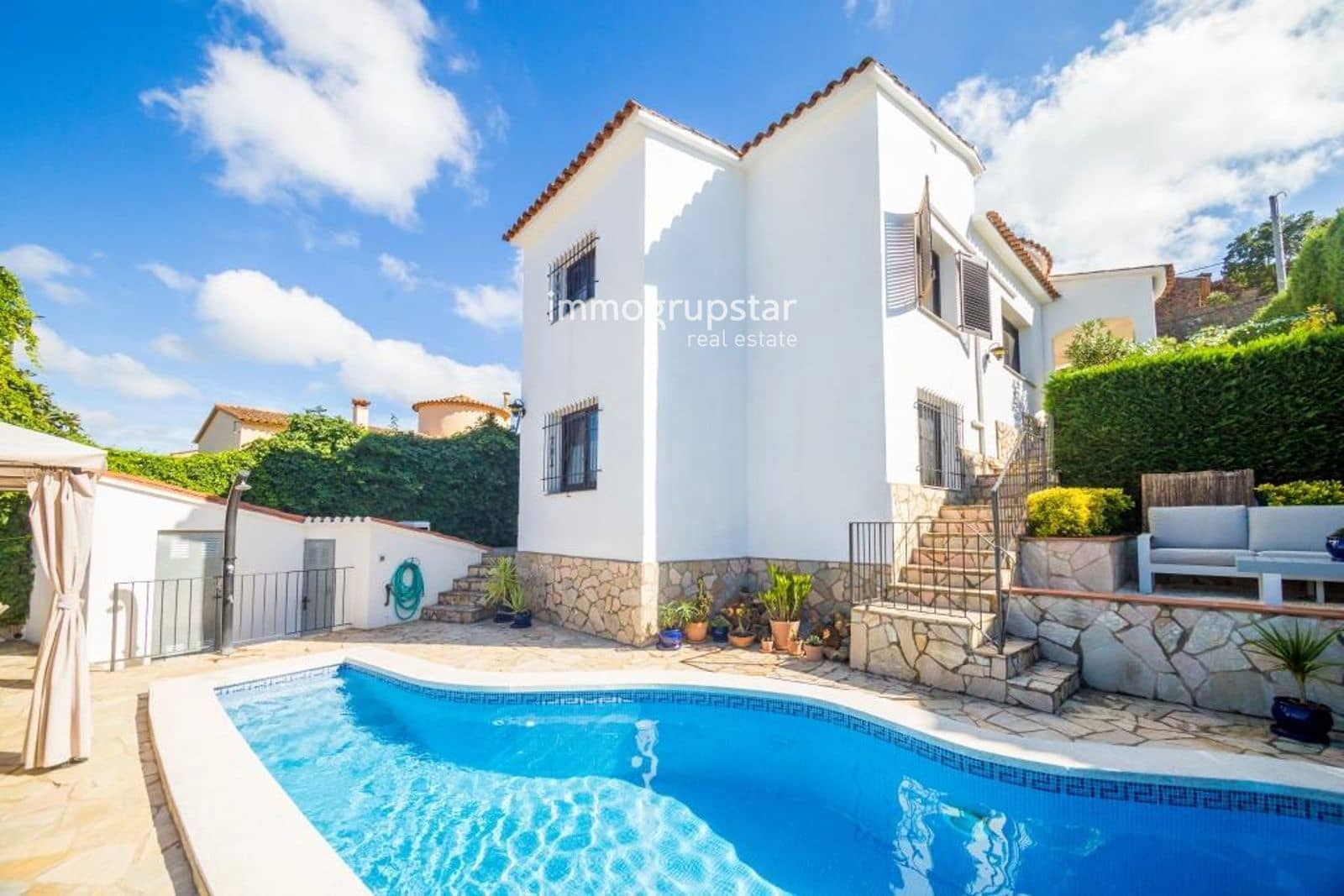3 slaapkamer Villa te koop in Sant Antoni de Calonge met zwembad garage - € 420.000 (Ref: 9619849)