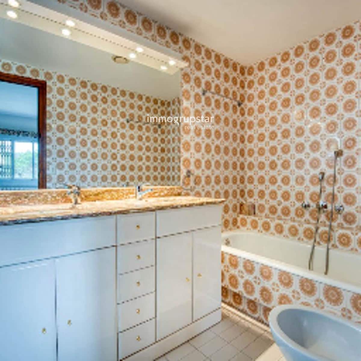 4 Zimmer Villa zu verkaufen in Santa Cristina d'Aro mit Pool Garage - 895.000 € (Ref: 9635340)