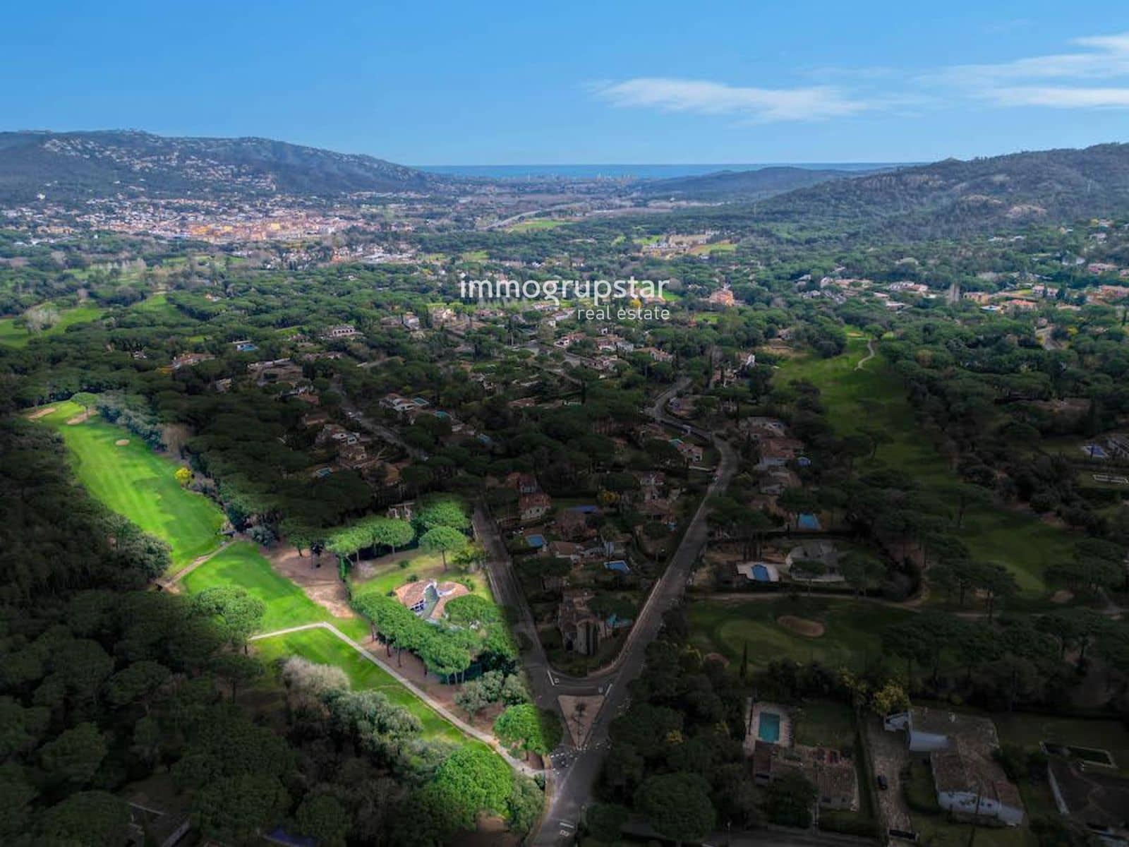 4 Zimmer Villa zu verkaufen in Santa Cristina d'Aro mit Pool Garage - 895.000 € (Ref: 9635340)