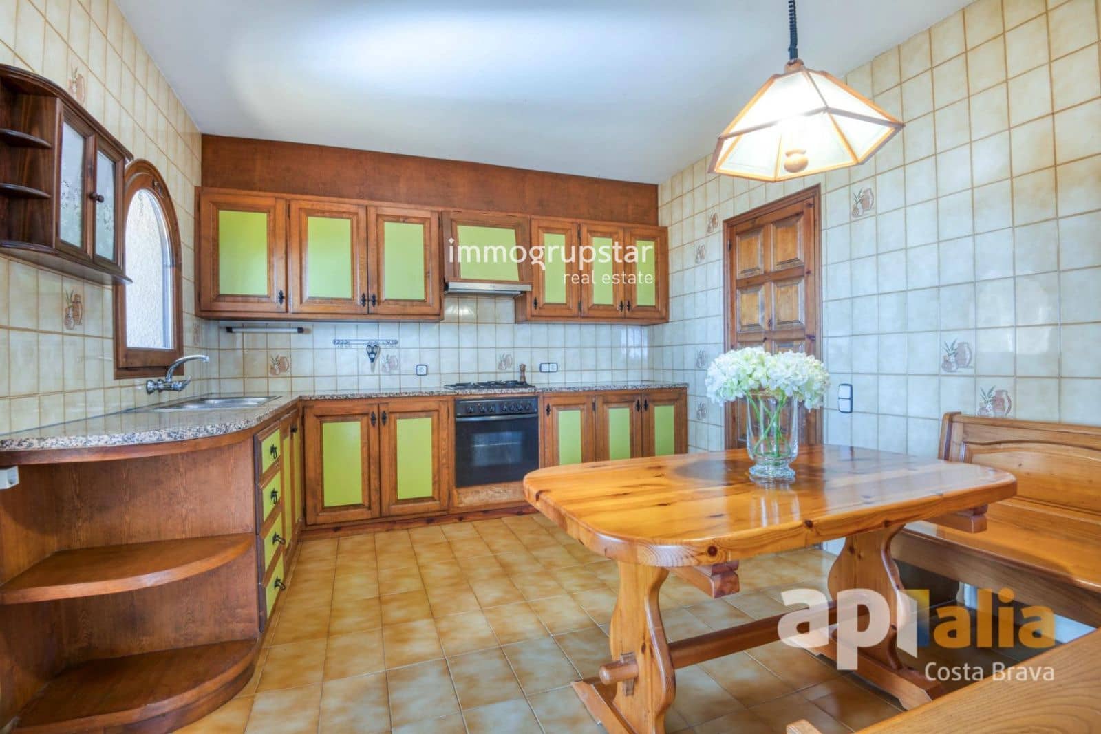 5 bedroom Villa for sale in Sant Antoni de Calonge with pool garage - € 875,000 (Ref: 9697788)