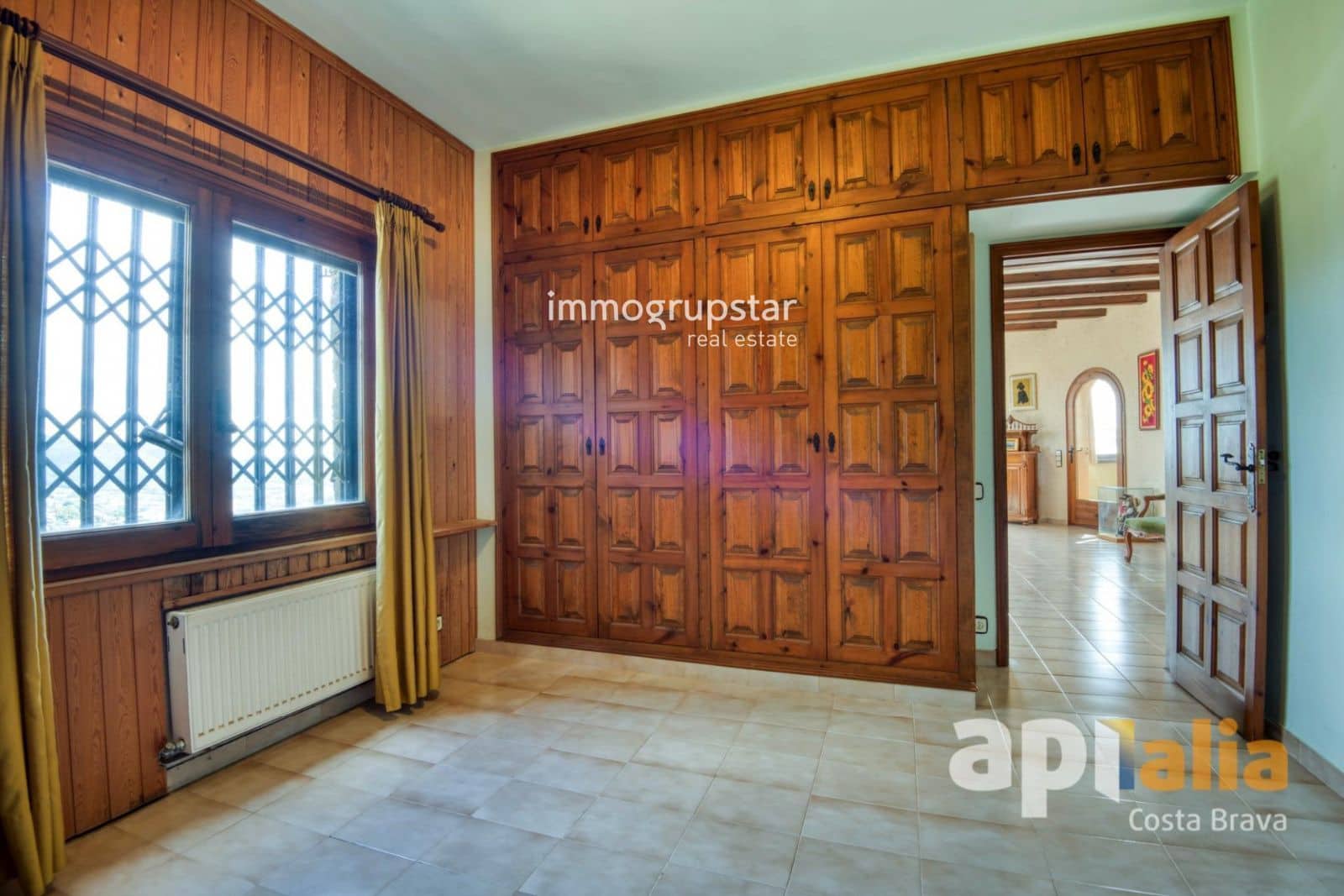 5 bedroom Villa for sale in Sant Antoni de Calonge with pool garage - € 875,000 (Ref: 9697788)