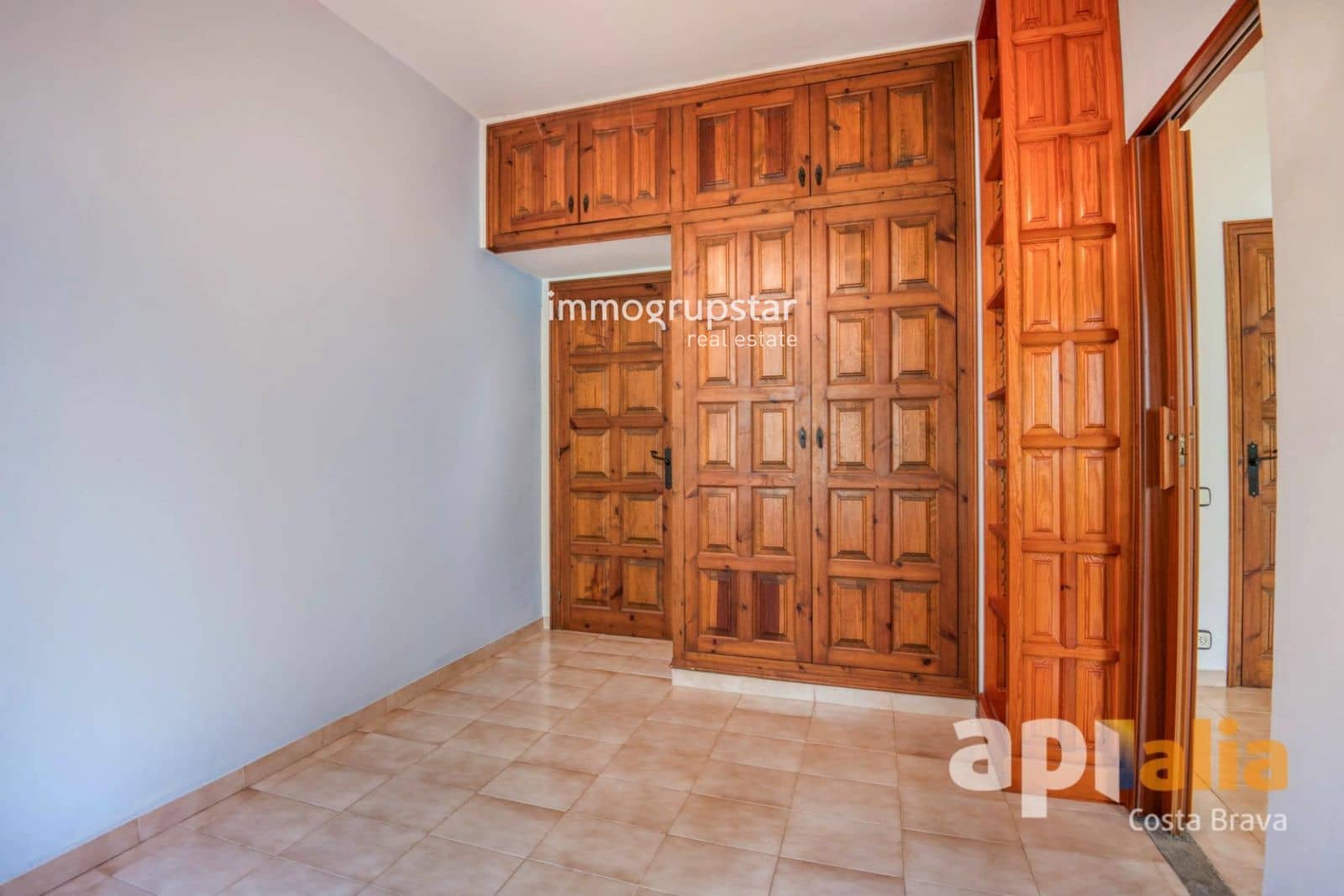 5 bedroom Villa for sale in Sant Antoni de Calonge with pool garage - € 875,000 (Ref: 9697788)