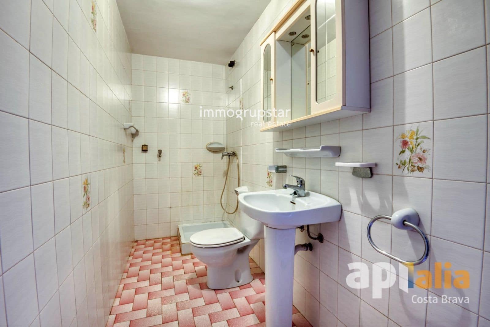 5 bedroom Villa for sale in Sant Antoni de Calonge with pool garage - € 875,000 (Ref: 9697788)