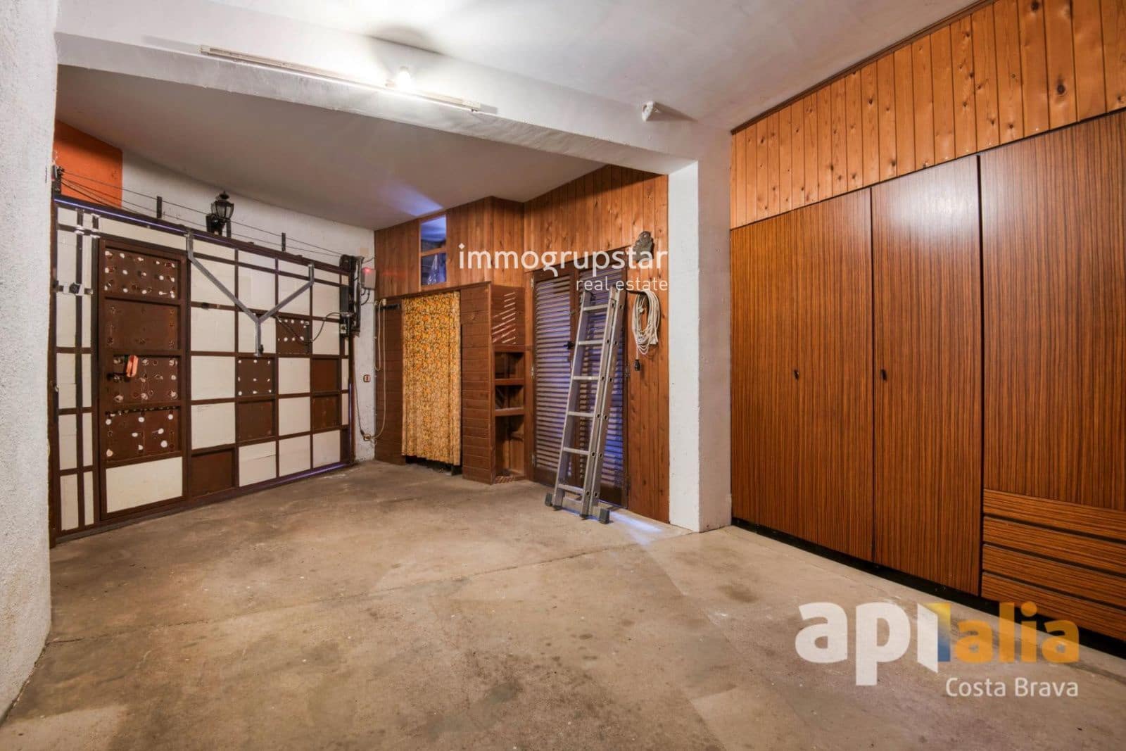 5 bedroom Villa for sale in Sant Antoni de Calonge with pool garage - € 875,000 (Ref: 9697788)