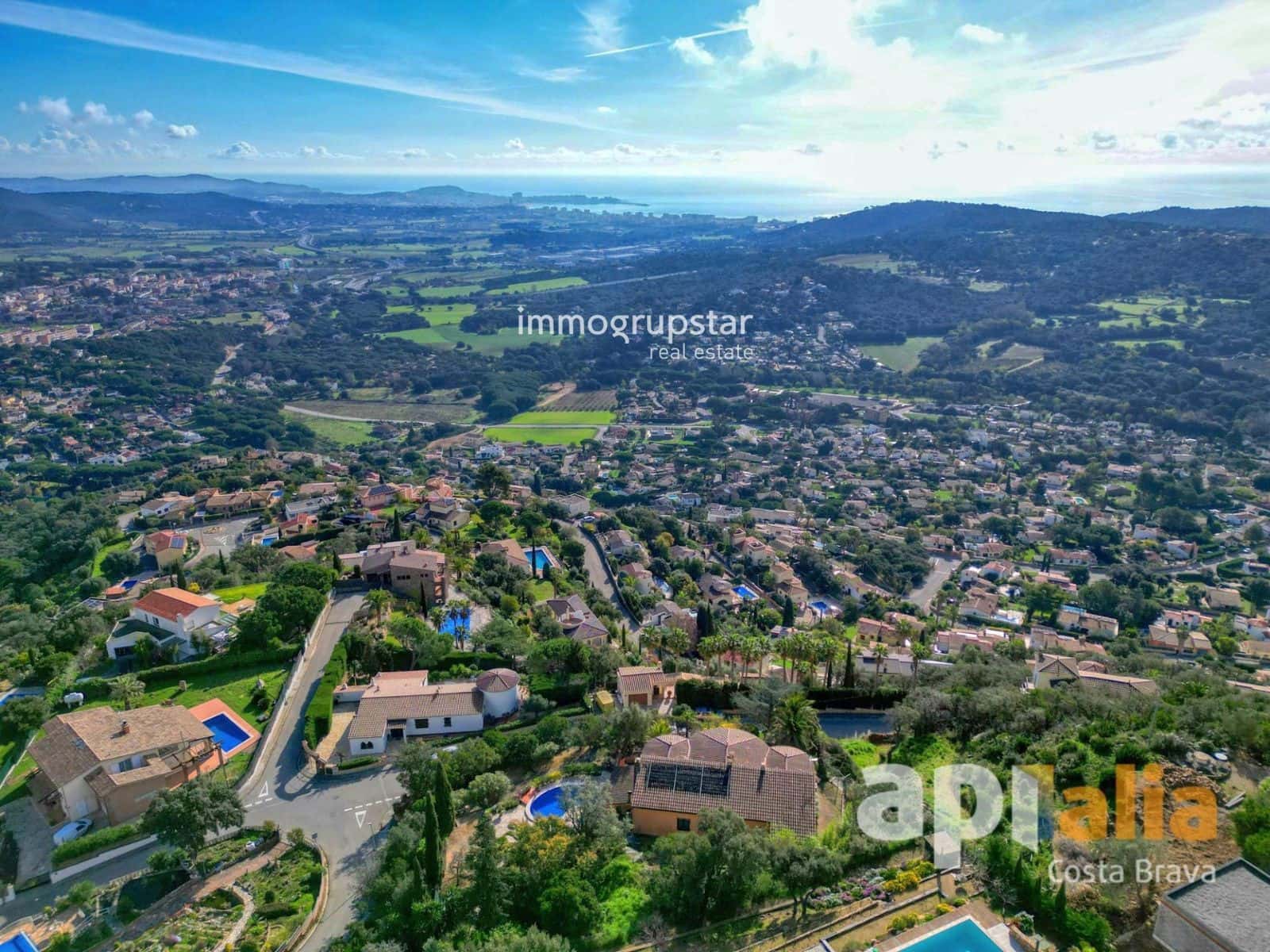 5 bedroom Villa for sale in Sant Antoni de Calonge with pool garage - € 875,000 (Ref: 9697788)