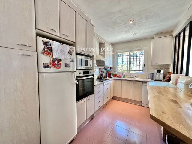 5 camera da letto Villa in vendita in Calonge i Sant Antoni con piscina - 594.000 € (Rif: 9700031)