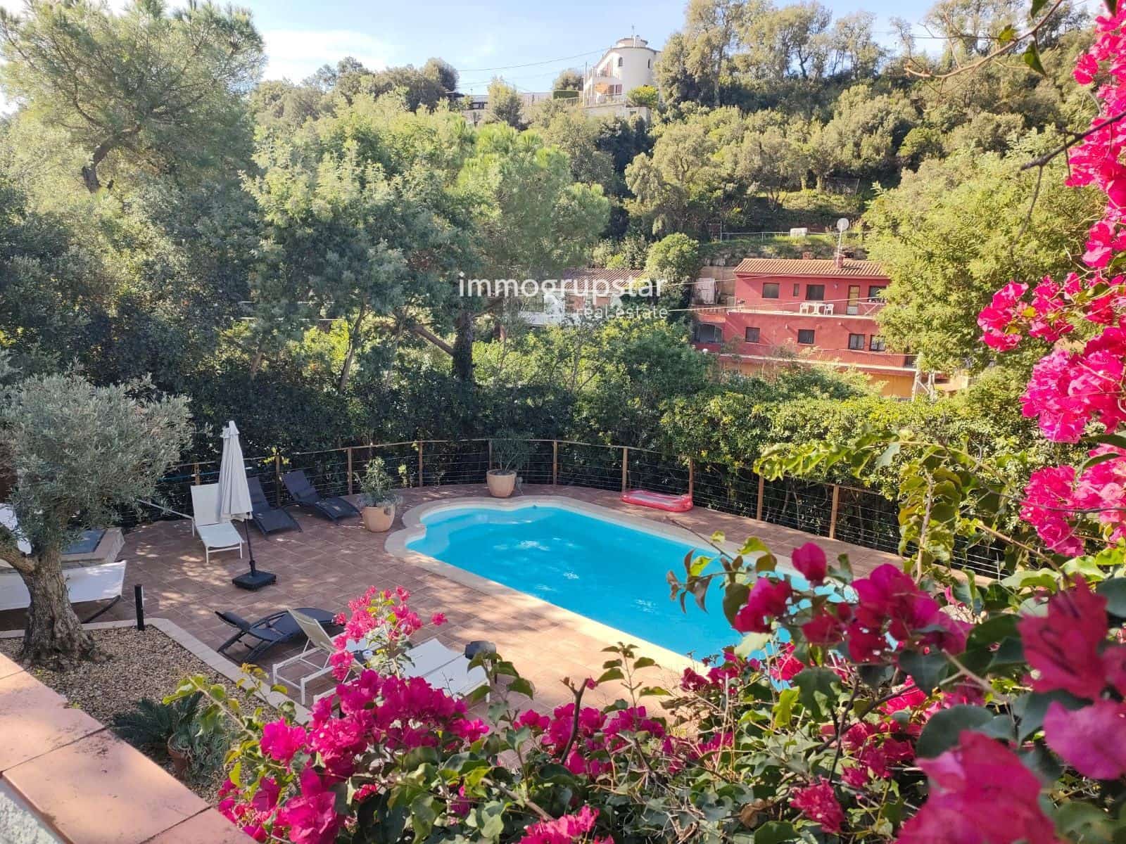 5 bedroom Villa for sale in Calonge i Sant Antoni with pool - € 594,000 (Ref: 9700031)