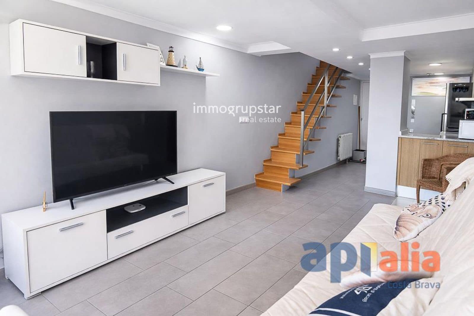 2 soveværelse Lejlighed til salg i Castell-Platja d'Aro med garage - € 320.000 (Ref: 9702481)