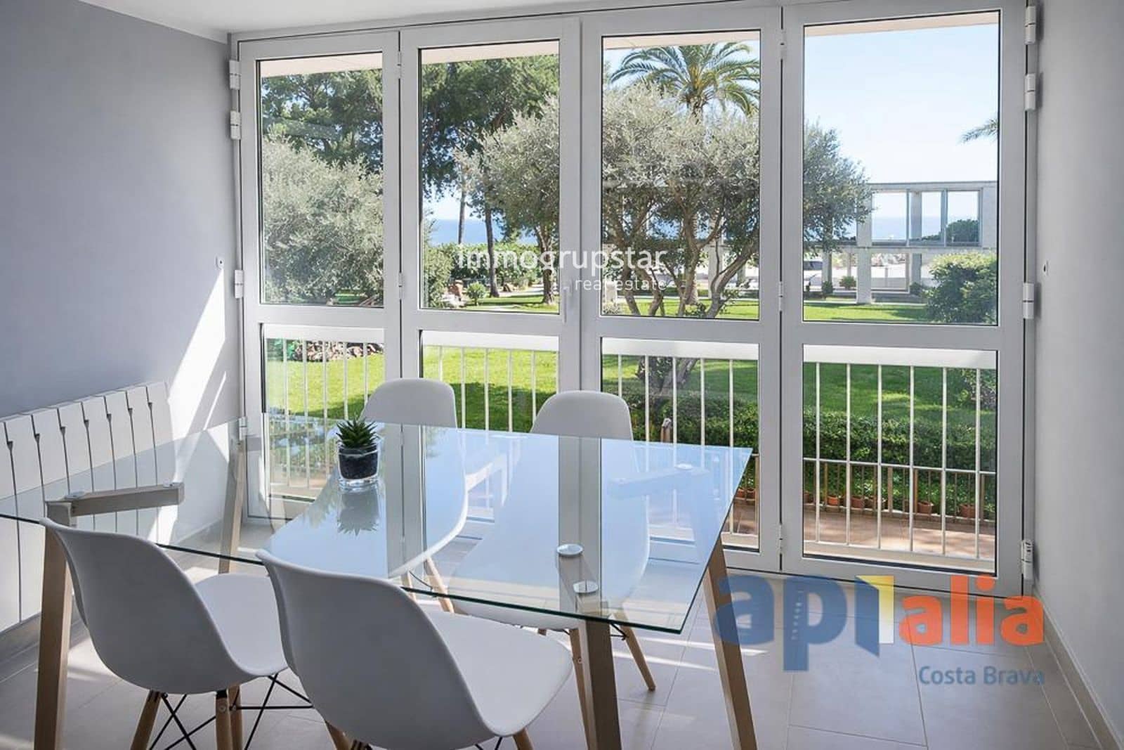 2 soveværelse Lejlighed til salg i Castell-Platja d'Aro med garage - € 320.000 (Ref: 9702481)