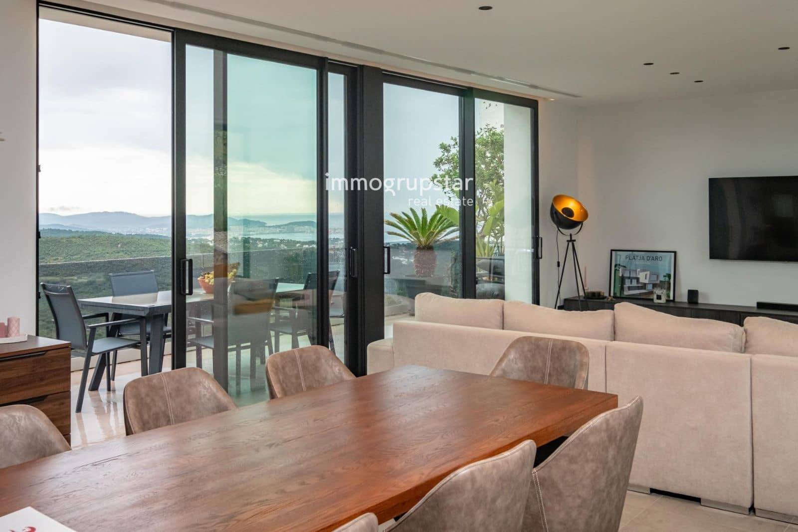 4 bedroom Villa for sale in Castell-Platja d'Aro with pool garage - € 1,750,000 (Ref: 9722705)