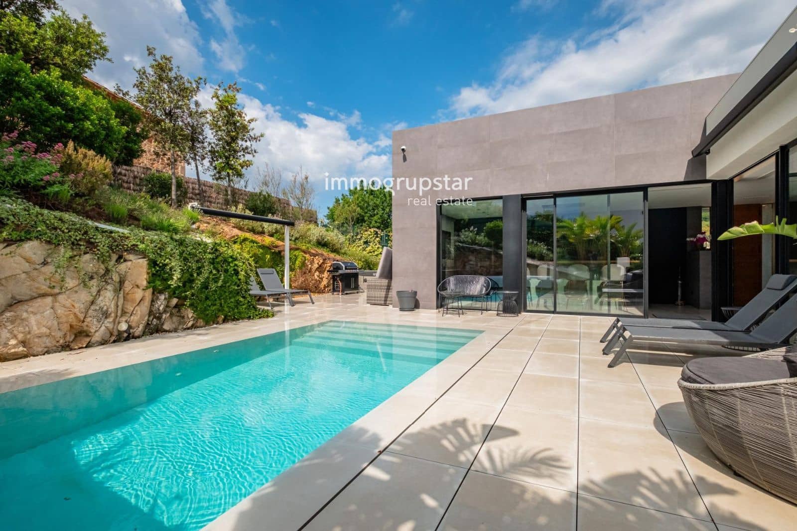 4 bedroom Villa for sale in Castell-Platja d'Aro with pool garage - € 1,750,000 (Ref: 9722705)