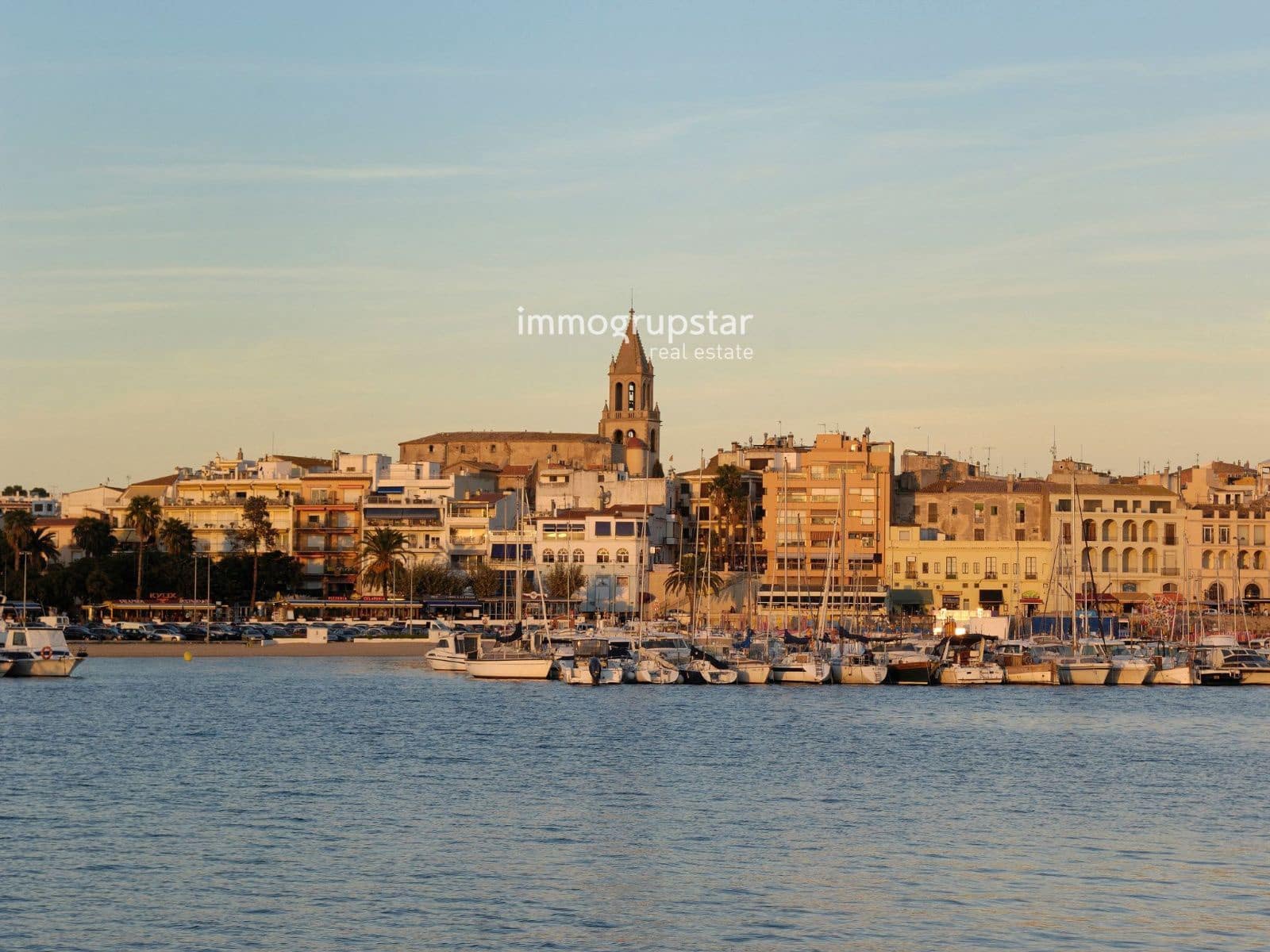 3 bedroom Flat for sale in Palamos with pool garage - € 550,000 (Ref: 9727019)