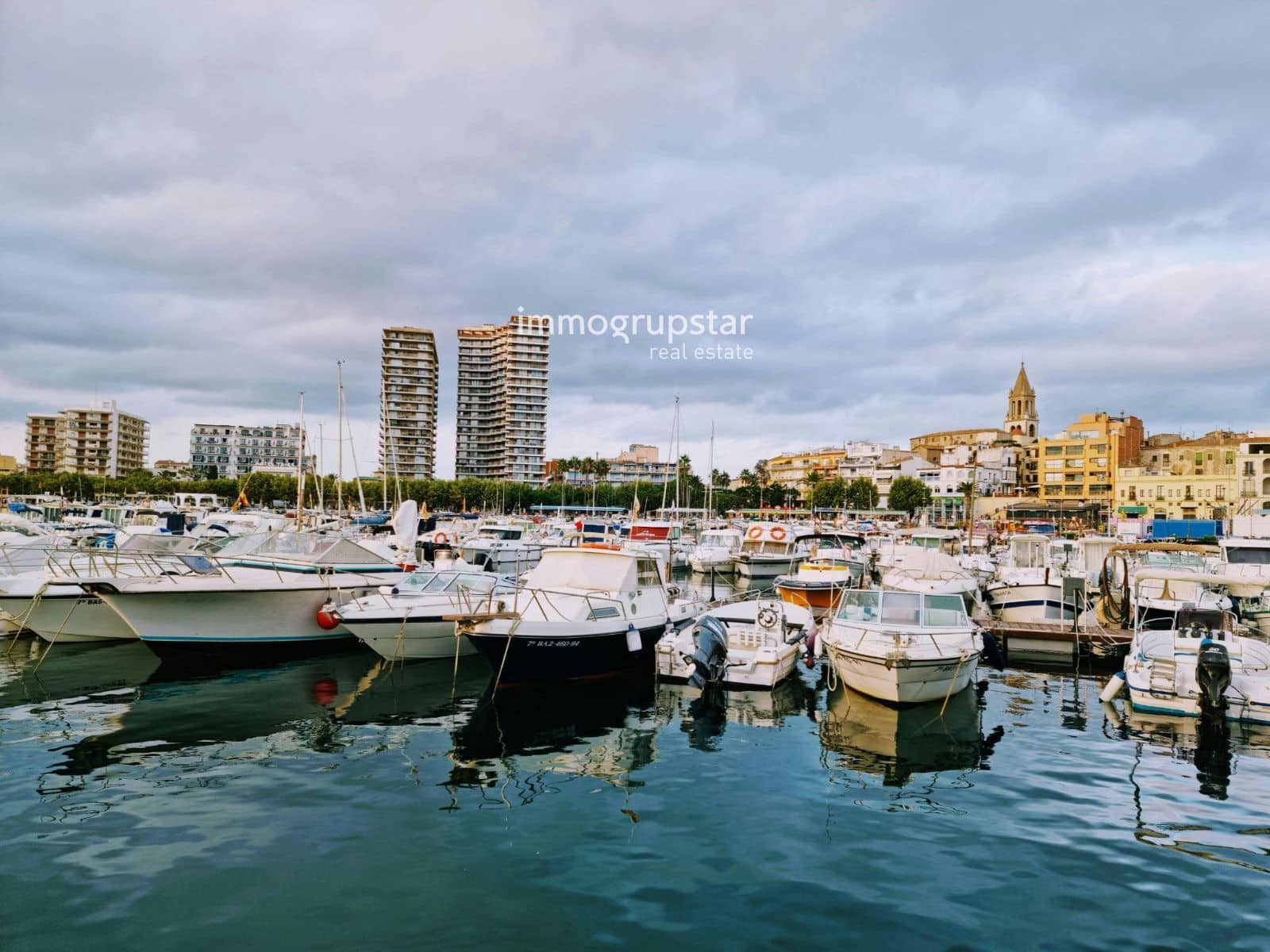 3 bedroom Flat for sale in Palamos with pool garage - € 550,000 (Ref: 9727019)