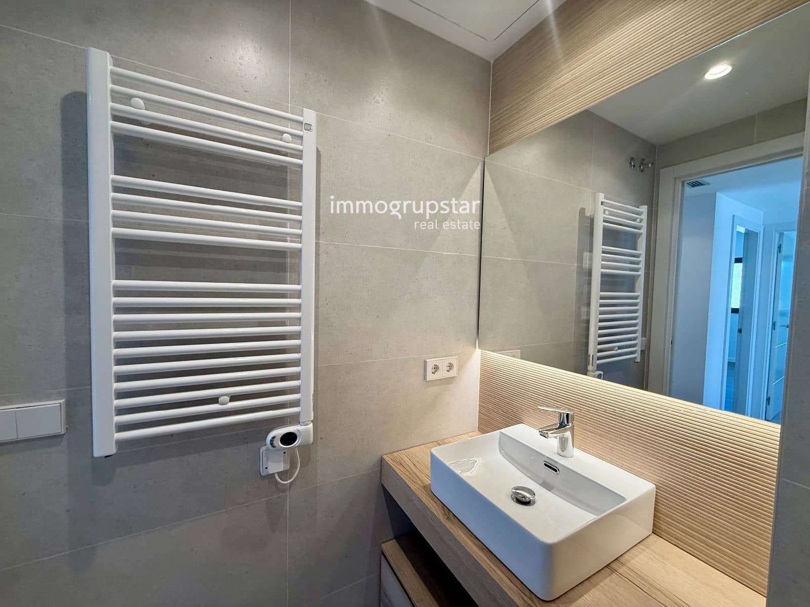 3 bedroom Flat for sale in Platja d'Aro with pool garage - € 680,000 (Ref: 9727441)