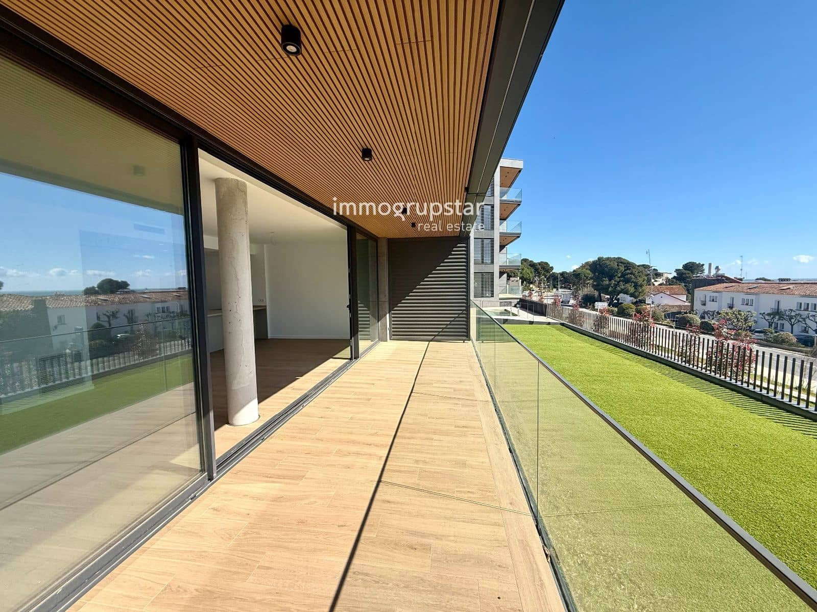 3 bedroom Flat for sale in Platja d'Aro with pool garage - € 680,000 (Ref: 9727441)