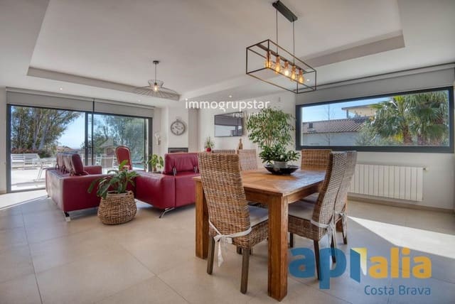 3 quarto Moradia para venda em Platja d'Aro, Castell-Platja d'Aro com piscina garagem - 790 000 € (Ref: 9730508)