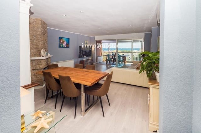 Piso de 3 habitaciones en Platja d'Aro, Castell-Platja d'Aro en venta con garaje - 415.000 € (Ref: 9734110)