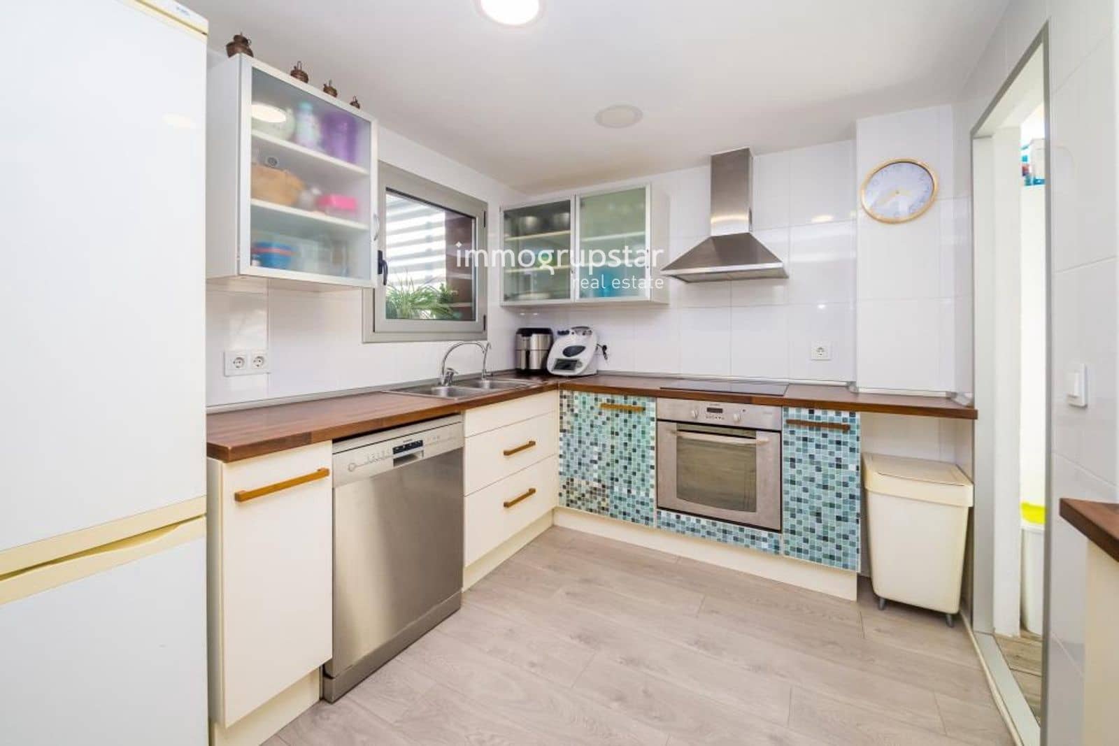 3 bedroom Flat for sale in Platja d'Aro with garage - € 415,000 (Ref: 9734110)