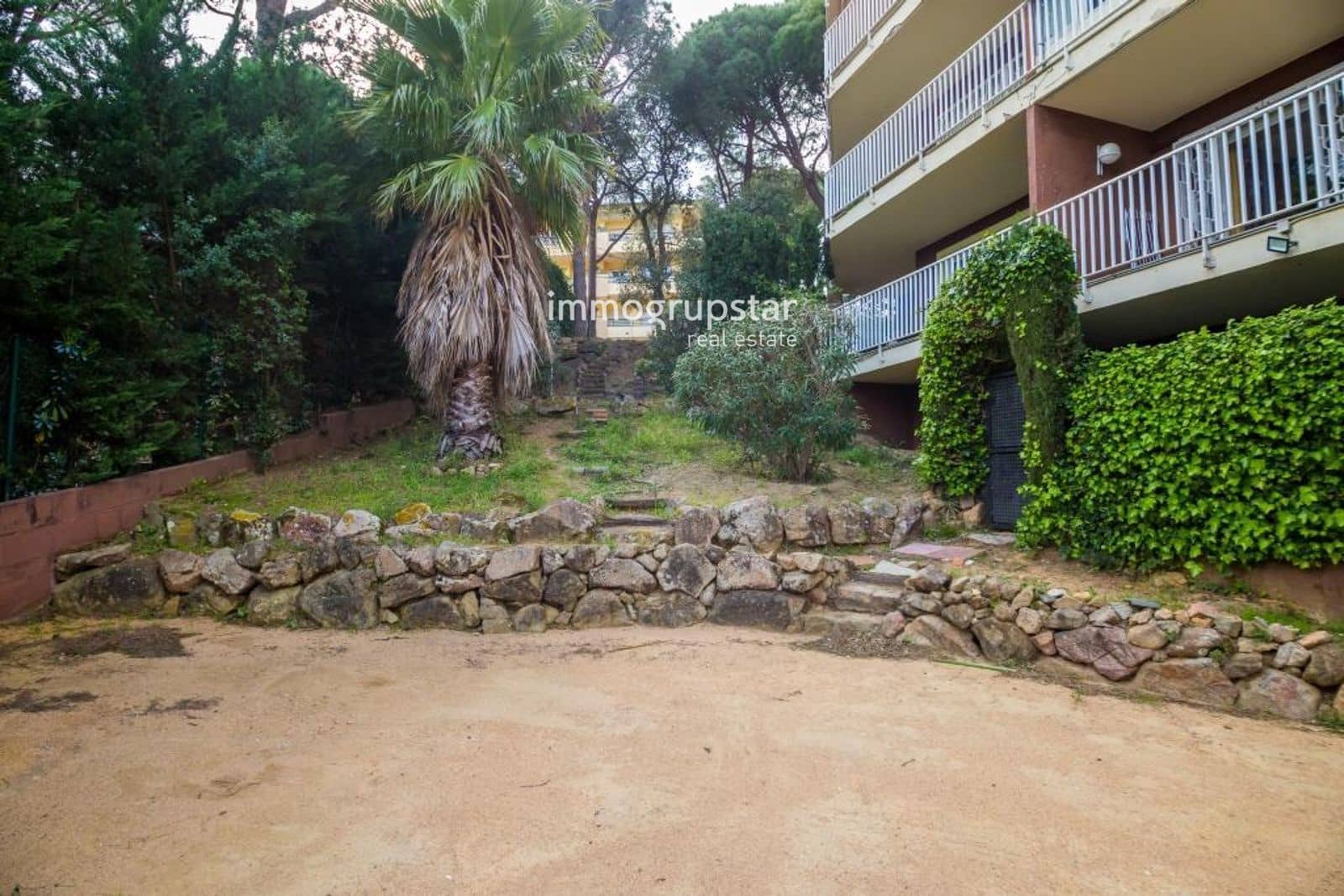 3 bedroom Flat for sale in Platja d'Aro with garage - € 415,000 (Ref: 9734110)