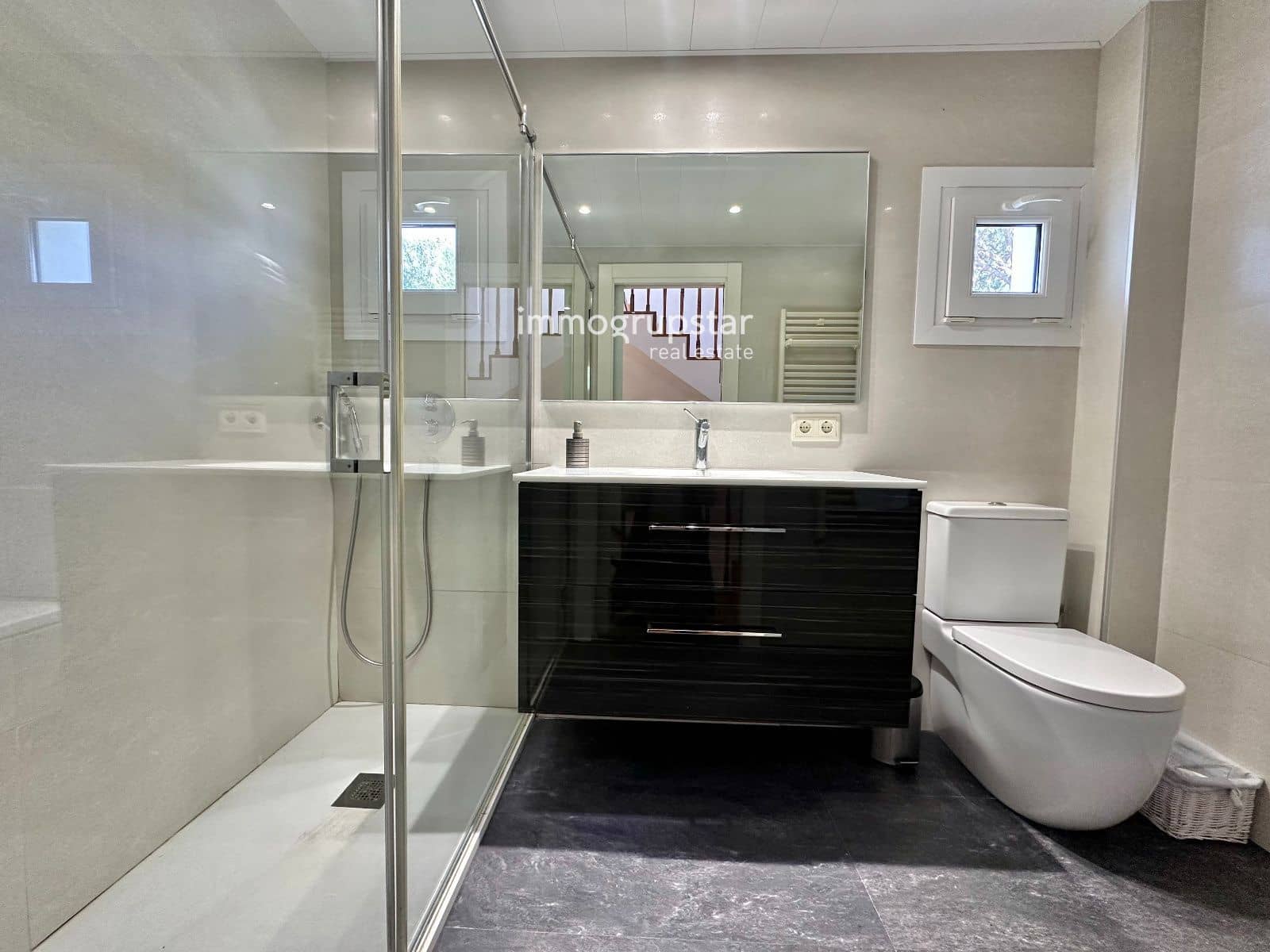 3 bedroom Townhouse for sale in Castell-Platja d'Aro with pool - € 475,000 (Ref: 9737332)